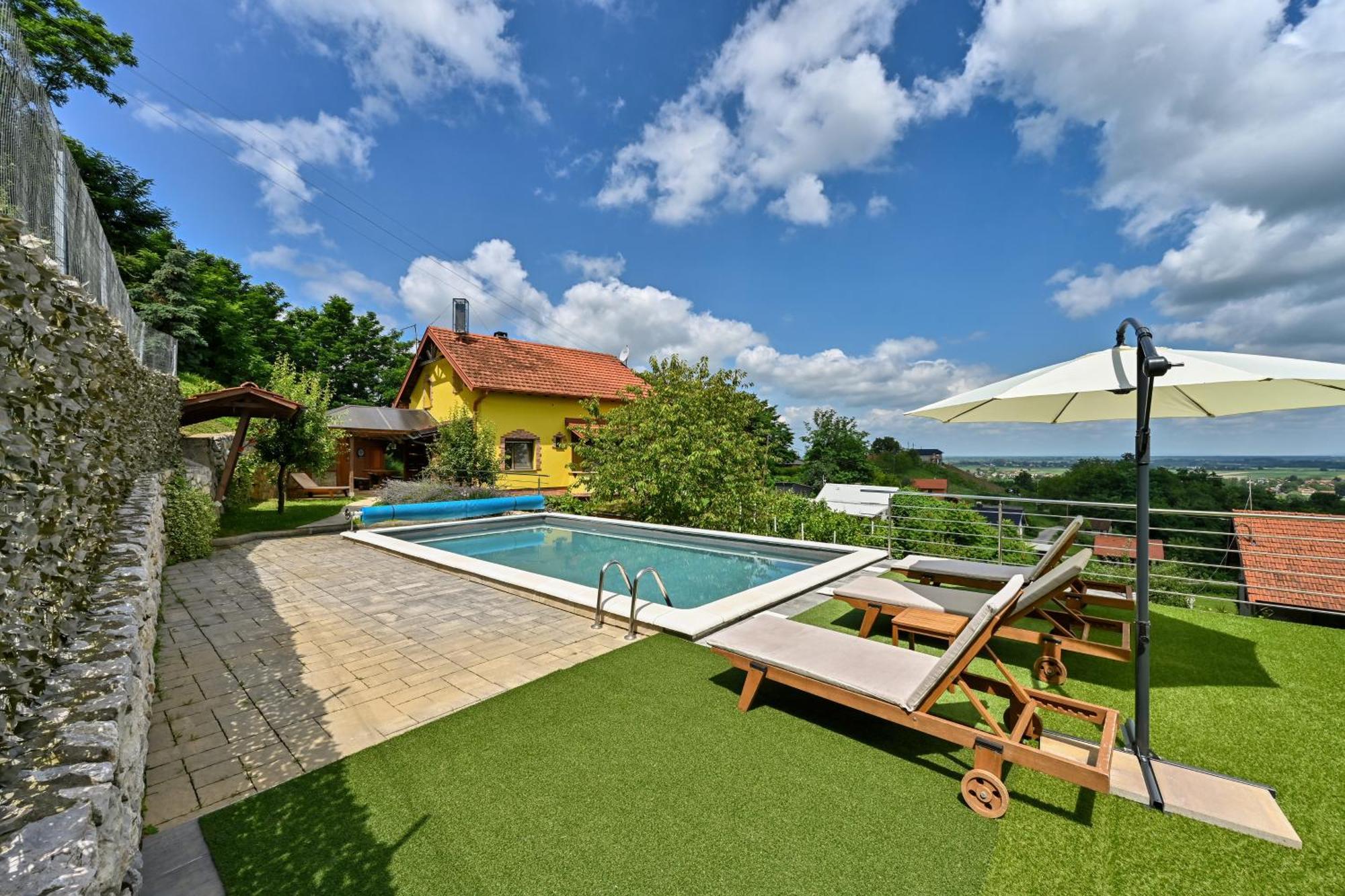 Iva'S Place Ludbreg Bagian luar foto